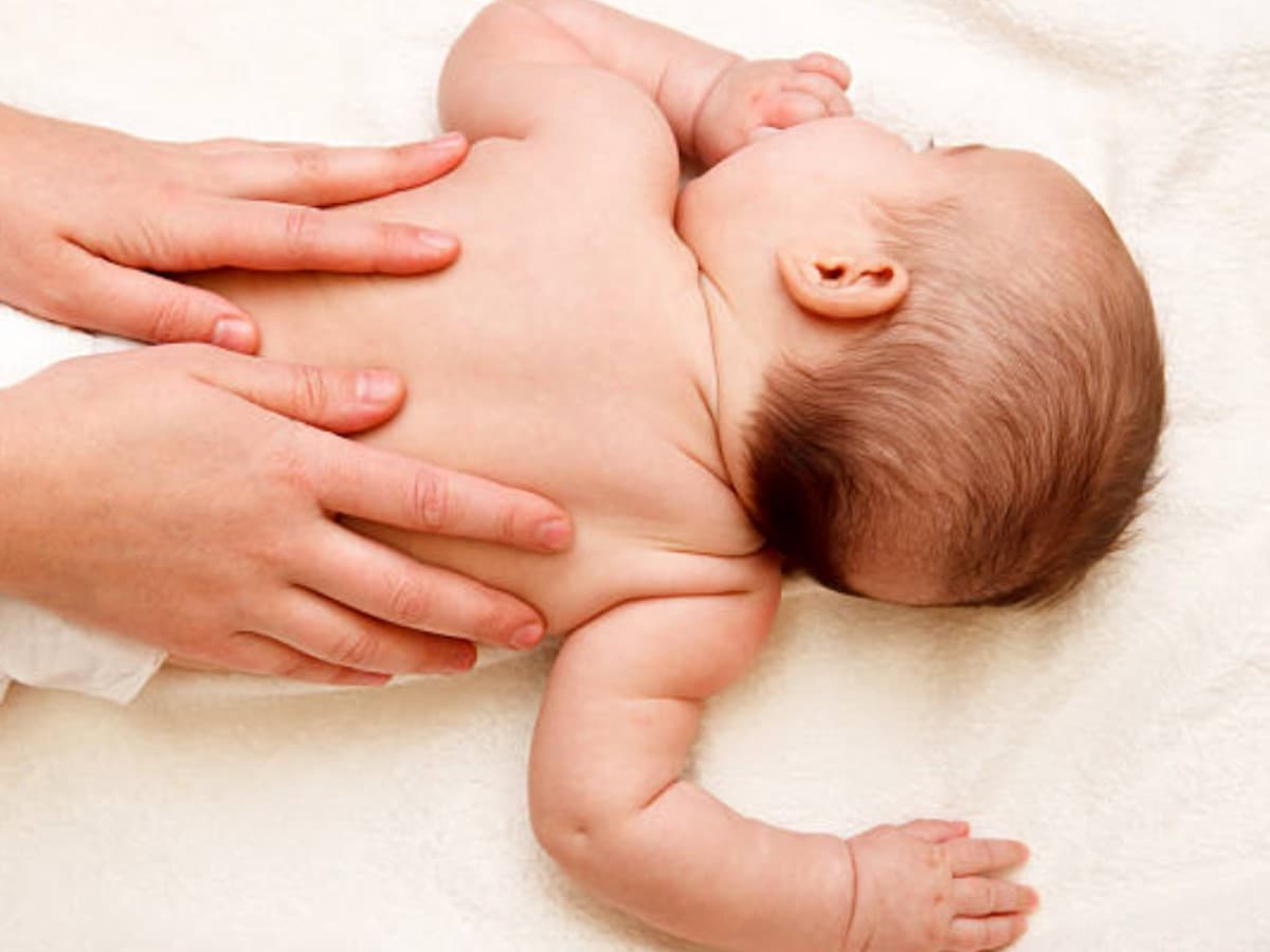 Taller de masaje infantil para bebés 0-6m